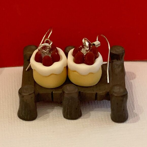 Strawberry Earring, Cake Earring, Dessert Earring, Chef Earring, Baking Earring - Picture 2 of 6